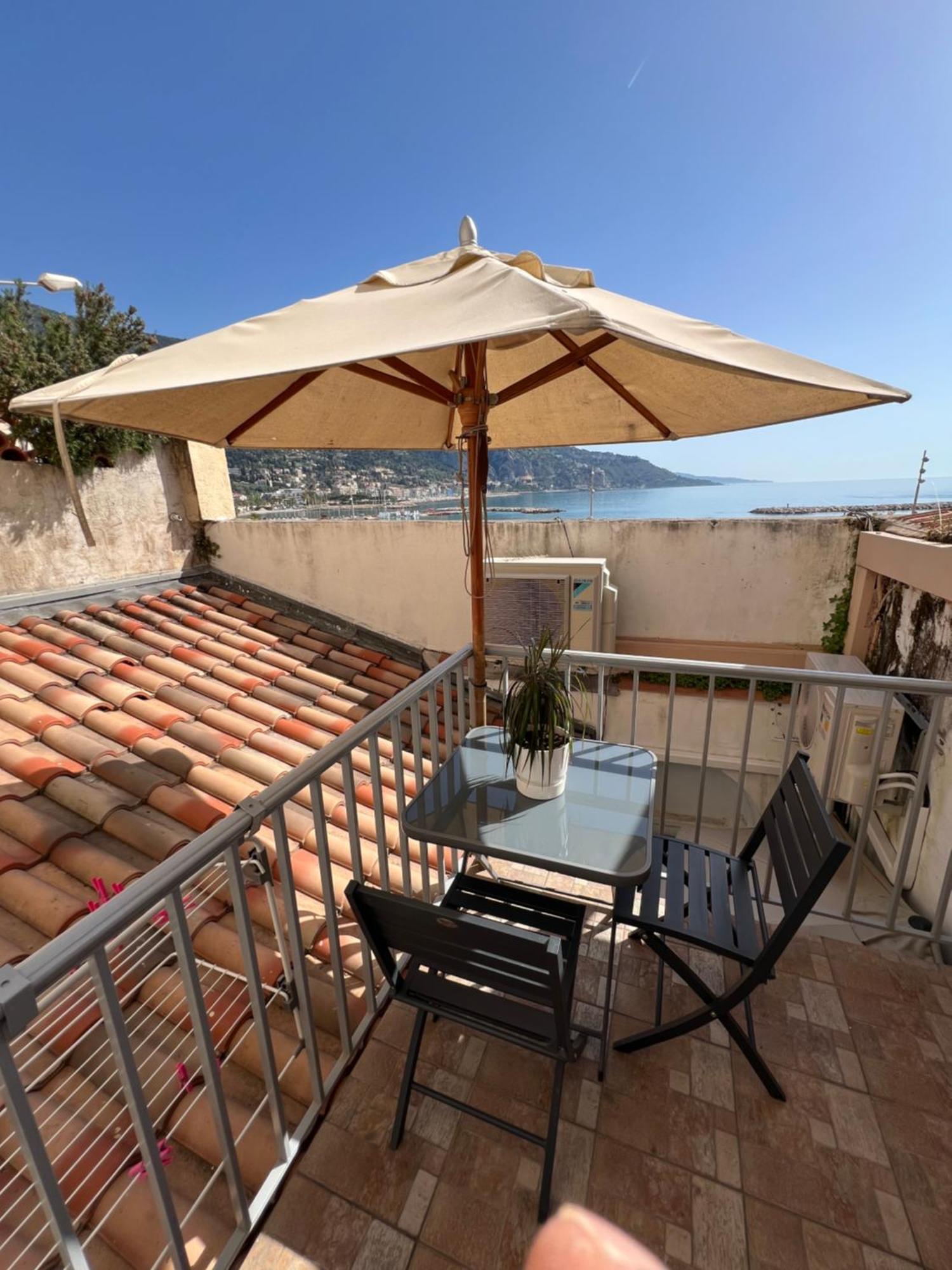 Petit Vue Apartment